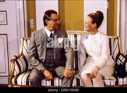 Kopenhagen / Dänemark, File Hitorical images 14 March 1990 )  S.M. die Königin Margrethe II. Und Prinz Henrik von Dänemark treffen die Presse im Schloss Amalienborg in danis cpial Kopenhagen Dänemark. . .Foto von Francis Joseph Dean/Dean Pitcures) Stockfoto