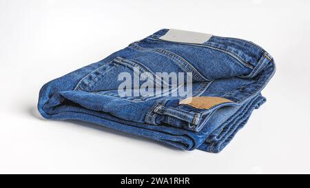 Jeans isoliert auf weißem Hintergrund. Stockfoto