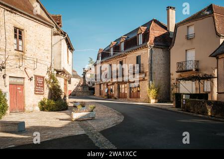 Autoire, Lot, Frankreich - 27. Dezember 2023: Das Dorf Autoire in der Region Lot in Frankreich Stockfoto