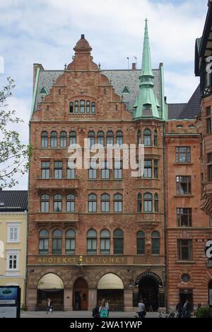 Jugendstilgebäude - Apoteket Lejonet, Stortorget, Malmö, Schweden Stockfoto