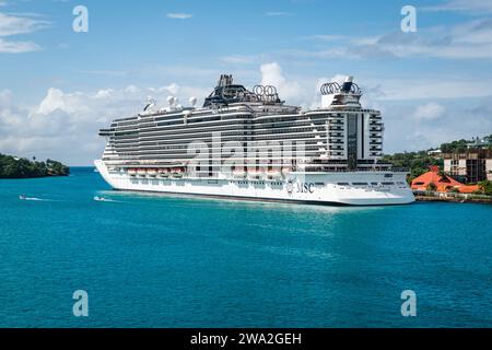 Castries, St. Lucia - 27. November 2023: Kreuzfahrtschiff MSC Seaside im Hafen von Castries, St. Lucia. Stockfoto