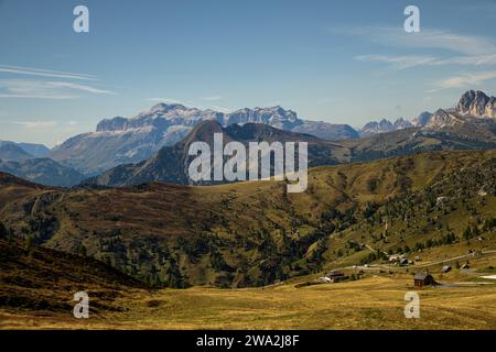 Blick auf den Passo Giau in den Dolomiten Stockfoto