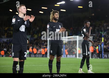 Leeds am Montag, 1. Januar 2024. Die Spieler von Birmingham City applaudieren den Fans nach dem Spiel der Sky Bet Championship zwischen Leeds United und Birmingham City in der Elland Road, Leeds am Montag, 1. Januar 2024. (Foto: Pat Isaacs | MI News) Credit: MI News & Sport /Alamy Live News Stockfoto