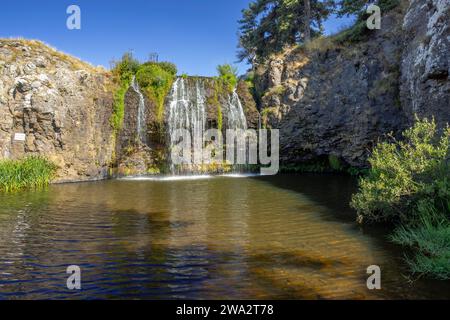 Wasserfall Cascade des Veyrines bei Allanche im französischen Hochland, Auvergne, Cantal, Frankreich Stockfoto