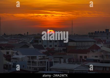 Sonnenaufgang über Phnom Penh, Kambodscha Stockfoto