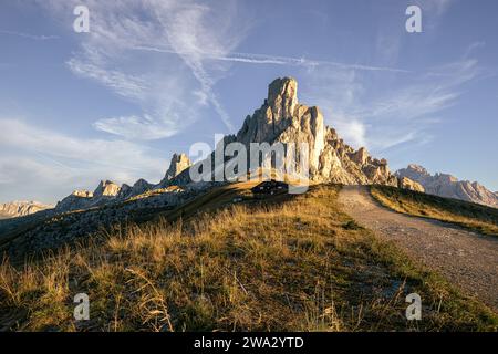 Passo Giau Berge in der goldenen Stunde, die Dolomiten, Italien Stockfoto