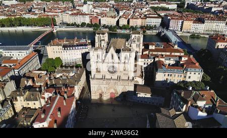 Drohnenfoto Saint-Jean-Baptiste Kathedrale Lyon Frankreich europa Stockfoto