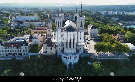 Drohnenfoto Notre-Dame de Fourvière Basilika Lyon Frankreich europa Stockfoto