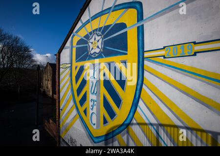 Leeds, Großbritannien. Januar 2024. Eine allgemeine Ansicht eines Kunstwerkes in der Nähe des Elland Road Stadions vor dem Sky Bet Championship Match Leeds United vs Birmingham City in Elland Road, Leeds, Großbritannien, 1. Januar 2024 (Foto: James Heaton/News Images) in Leeds, Großbritannien am 1. Januar 2024. (Foto: James Heaton/News Images/SIPA USA) Credit: SIPA USA/Alamy Live News Stockfoto