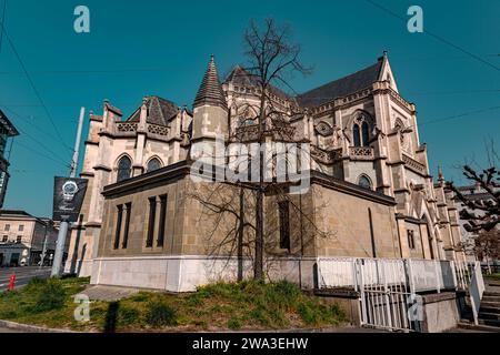 Genf, Schweiz - 25. März 2022: Die Basilika Notre-Dame von Genf ist die wichtigste römisch-katholische Kirche in Genf, Schweiz. Stockfoto