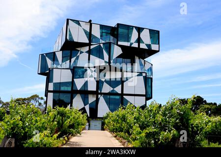 Das Cube-Gebäude in der Weinkellerei d'Arenberg im McLaren Vale-Viertel in South Australia Stockfoto