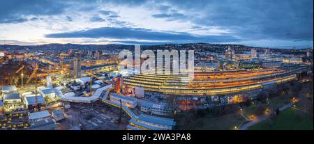 Hauptbahnhof, Baustelle Stuttgart 21, hier wird der neue Durchgangsbahnhof gebaut, rechts die aktuellen Bahnsteige des Endbahnhofs, Stockfoto