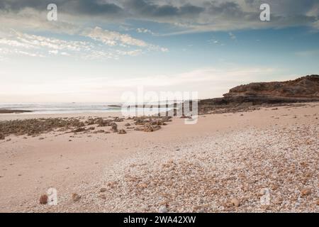 Stony Rise Beach ist ein abgeschiedener und abgelegener Hinterstrand ...