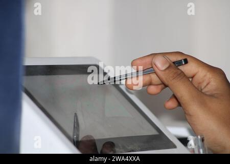 Labor Semi Auto Chemistry Analyzer Pen. Indien Stockfoto