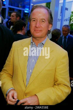 Abschlussparty des ARD Studio Bonn mit dabei: TV-Moderator Max Schautzer Stockfoto