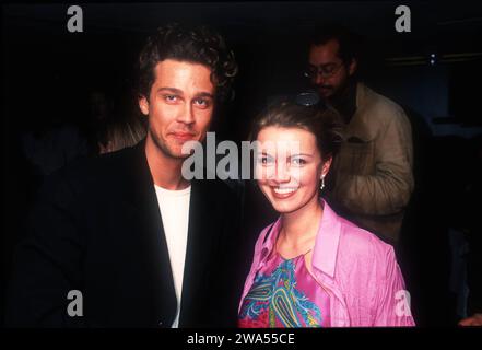 Wayne Carpendale und Freundin Sylvia Agnes MUC bei der Filmpremiere vom deutschen Actionthriller Film 'I love you Baby', Mallorca 2000. Stockfoto