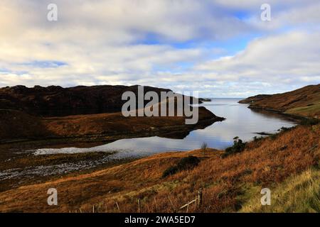 Blick auf Loch Inchard, das nördlichste Meeresloch, vom Dorf Rhiconich, Sutherland, Nordwest Schottland, Großbritannien Stockfoto