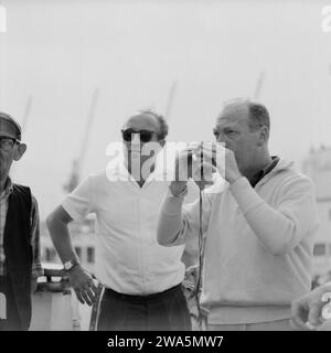 Schachnovelle, alias Gehirnwäsche, Spielfilm nach dem gleichnamigen Roman von Stefan Zweig, Deutschland 1960, Regisseur Gerd Oswald (rechts) Stockfoto