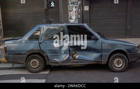 Fahrzeug bei Unfallunfall beschädigt Stockfoto