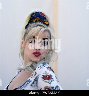 Nina Hagen, deutsche Sängerin, Liedermacherin, alias, Godmother of Punk, Hochformat, 1985. Nina Hagen, deutsche Singer-Songwriterin, auch bekannt als Punk-Godmother, Porträt, 1985. Stockfoto