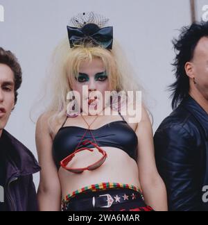 Nina Hagen, deutsche Sängerin, Liedermacherin, alias, Godmother of Punk, Hochformat, 1985. Nina Hagen, deutsche Singer-Songwriterin, auch bekannt als Punk-Godmother, Porträt, 1985. Stockfoto