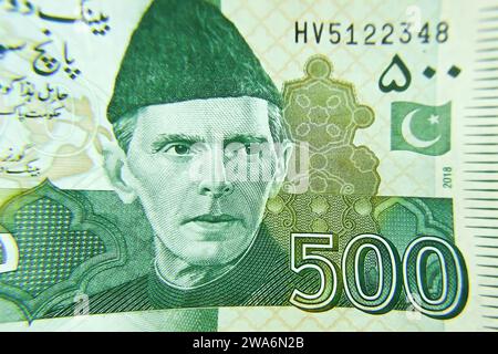 Das Quaid-e-Azam Muhammad Ali Jinnah Porträt der pakistanischen 500-Banknote Nahaufnahme mit selektivem Fokus Stockfoto