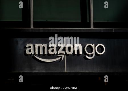 Amazon GO Smart Store-Schild in Downtown Manhattan, New York City Stockfoto