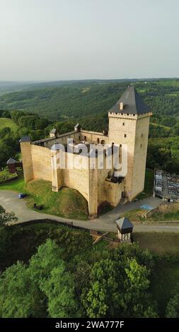 Drohnenfoto Schloss Mauvezin Frankreich Europa Stockfoto