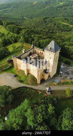 Drohnenfoto Schloss Mauvezin Frankreich Europa Stockfoto