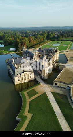 Drohnenfoto Schloss chantilly, Chateau de chantilly Frankreich Europa Stockfoto