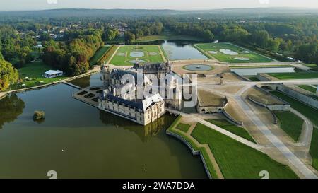 Drohnenfoto Schloss chantilly, Chateau de chantilly Frankreich Europa Stockfoto