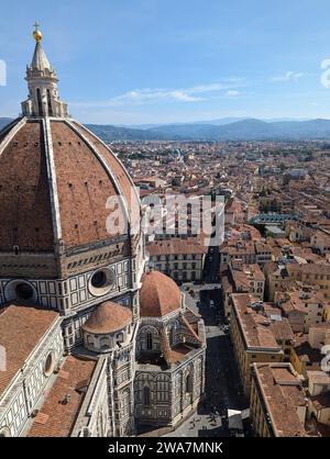 Die riesige Kuppel der Kathedrale Santa Maria del Fiore in Florenz, Italien Stockfoto