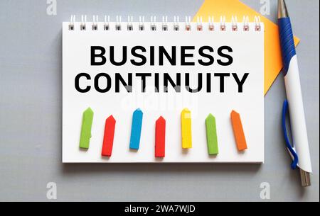 Der Text Business Continuity auf Holzblöcken. Foto des Business Concept Stockfoto