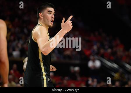 College Park, MD, USA. Januar 2024. Zach Edey (15) reagiert während des NCAA-Basketballspiels zwischen den Purdue Boilermakers und den Maryland Terrapins im Xfinity Center in College Park, MD. Reggie Hildred/CSM/Alamy Live News Stockfoto