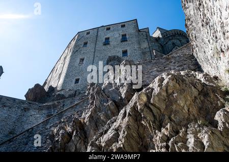 Detail der Sacra di San Michele, ein religiöser Komplex auf dem Pirchiriano im Val di Susa, Sant'Ambrogio di Torino, Metropolitanstadt Turin Stockfoto