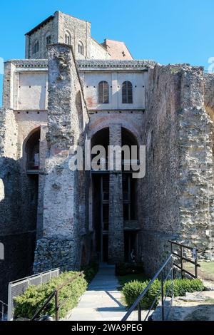 Detail der Sacra di San Michele, ein religiöser Komplex auf dem Pirchiriano im Val di Susa, Sant'Ambrogio di Torino, Metropolitanstadt Turin Stockfoto