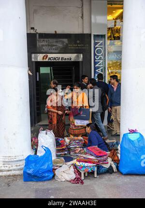 Shopping am Connaught Place in Neu-Delhi Stockfoto