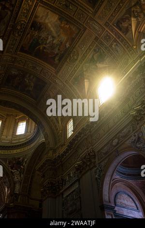 Rom, Italien - 10. August 2022: Basilica di Sant'Andrea della Valle Stockfoto