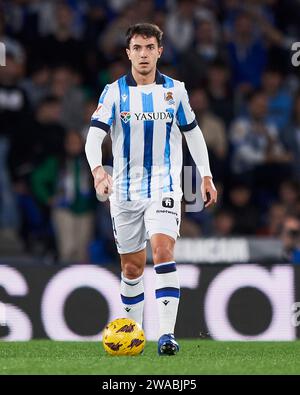 Martin Zubimendi von Real Sociedad im LaLiga EA Sports Match zwischen Real Sociedad und Deportivo Alaves im reale Arena Stadium am 2. Januar 2024 in San Sebastian, Spanien. Quelle: Cesar Ortiz Gonzalez/Alamy Live News Stockfoto