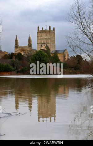 In der Umgebung von Tewkesbury, Gloucestershire, Vereinigtes Königreich, treten regelmäßig jahreszeitliche Überschwemmungen auf, die aber in jüngster Zeit häufiger auftreten. Foto von Andrew Higgins/Thousand Word Media Stockfoto