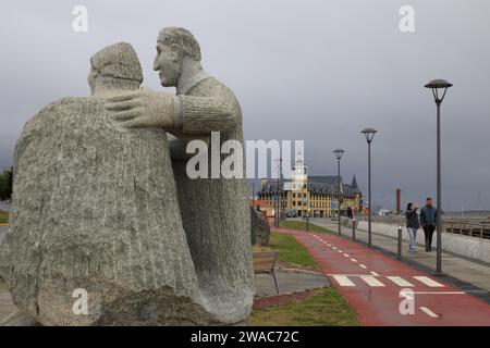 Ein Denkmal für Alberto Maria de Agostini in Puerto Natales. Chilenische Patagonien, Provinz Ultima Esperanza. Chile Stockfoto