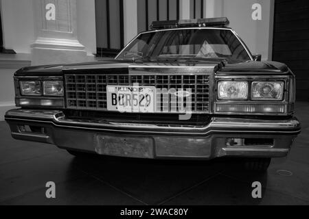 Alter Ford Sheriff Auto im Automobilmuseum von Málaga, Spanien. Stockfoto