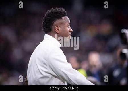 Madrid, Spanien, 03.01.2024, Santiago Bernabeu Stadium, Madrid, Spanien. Januar 2024. Spanischer La Liga Fußball, Real Madrid gegen Mallorca; Vinicius JR während des warm Up Credit: Action Plus Sports/Alamy Live News Stockfoto
