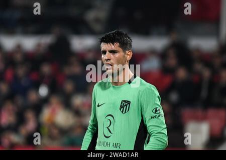 Girona, Spanien. Januar 2024. GIRONA, SPANIEN - 3. JANUAR: Spiel zwischen Girona FC und Club Atlético de Madrid im Rahmen der La Liga in Estadi Montilivi am 3. Januar 2024 in Girona, Spanien. (Foto: Sara Aribó/PxImages) Credit: PX Images/Alamy Live News Stockfoto