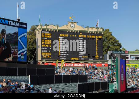 Adelaide, Australien. 31. Dezember 2023. Die Adelaide Oval Anzeigetafel ist ein denkmalgeschütztes Kulturerbe. Stockfoto