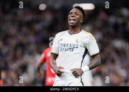Madrid, Spanien. Januar 2024. Vinicius Junior von Real Madrid reagiert während der LALIGA EA SPORT zwischen Real Madrid und Mallorca im Santiago Bernabéu Stadion. Endergebnis: Real Madrid 1:0 Mallorca. Quelle: SOPA Images Limited/Alamy Live News Stockfoto