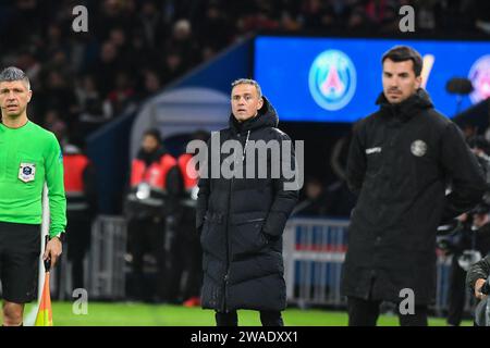 Paris, Frankreich. Januar 2024. Luis Enrique während des Fußballspiels Trophee des Champions 2023 zwischen Paris Saint-Germain und Toulouse FC im Parc des Princes Stadion in Paris, Frankreich, 3. Januar 2024. Foto: Lionel Urman/ABACAPRESS.COM Credit: Abaca Press/Alamy Live News Stockfoto