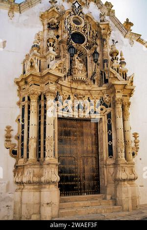 Portal an der Kirche El Carmen im Barockstil, in Estepa, Andalusien, Spanien Stockfoto