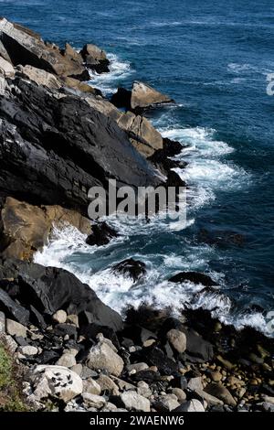 Eine senkrechte Seite der Küste des Pazifischen Ozeans in Chile Stockfoto