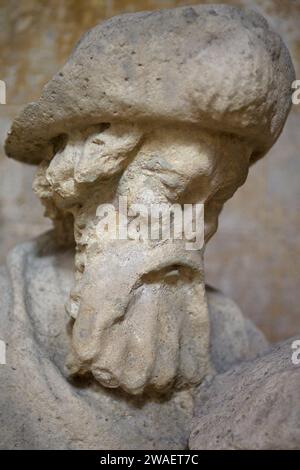 Statue von Saint-Jacques le Majeur (Sankt Jakobus der ältere), Rouen Kathedrale, Normandie, Frankreich Stockfoto